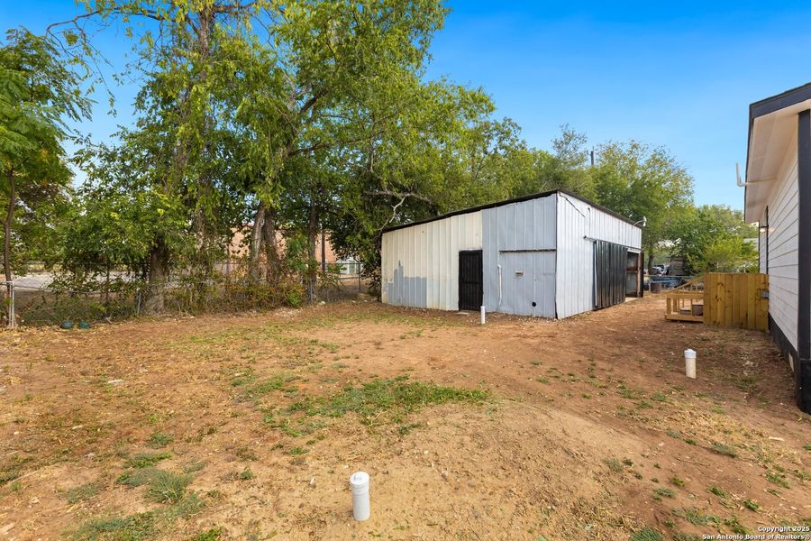 Front exterior of a new home in , San Antonio, TX, highlighting curb appeal (Image 15). Front exterior of a new home in , San Antonio, TX, highlighting curb appeal (Image 15).