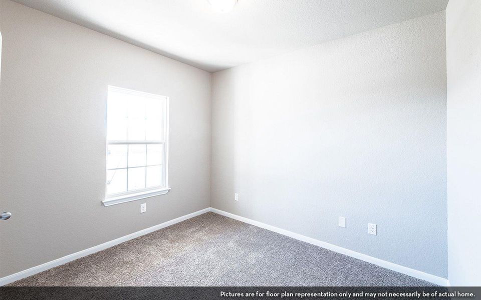 Spacious, unfurnished interior of a new home in Swenson Heights, Seguin (Image 10).
