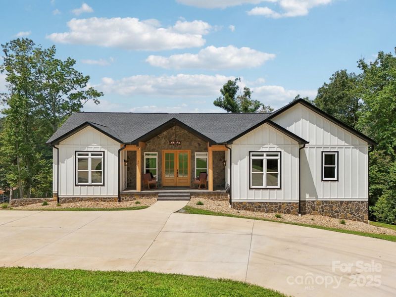 Front exterior of a new home in , New London, NC, highlighting curb appeal (Image 19). Front exterior of a new home in , New London, NC, highlighting curb appeal (Image 19).