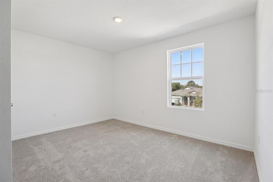 Spacious, unfurnished interior of a new home in Tyson Reserve, St. Cloud (Image 13).