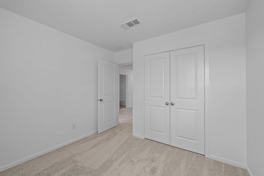 Spacious, unfurnished interior of a new home in Peppervine, Porter (Image 22).