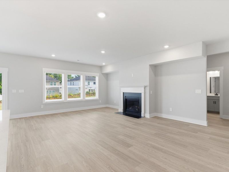 Spacious, unfurnished interior of a new home in Cedar Shoals - Signature Collection, Piedmont (Image 11).