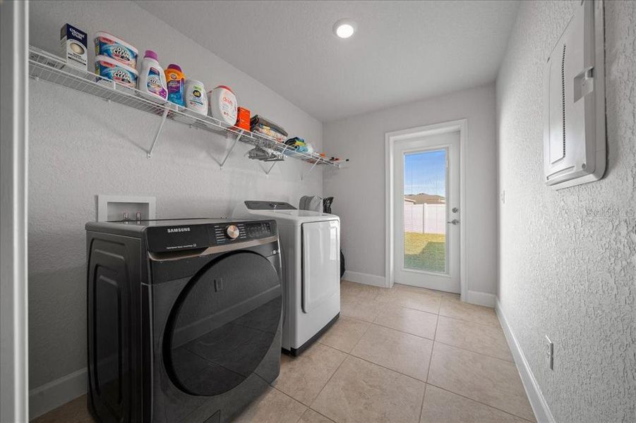 Furnished interior view inside a new home in , Ocala (Image 42). Furnished interior view inside a new home in , Ocala (Image 42).