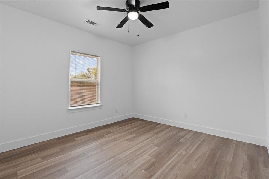 Spacious, unfurnished interior of a new home in , Fort Worth (Image 17).