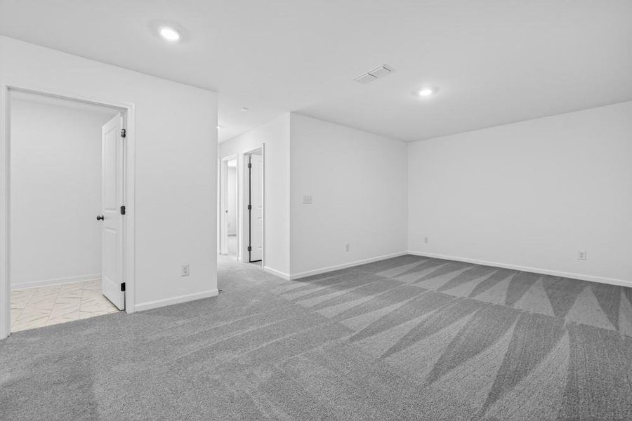 Spacious, unfurnished interior of a new home in Weatherfield, Buford (Image 30). Spacious, unfurnished interior of a new home in Weatherfield, Buford (Image 30).