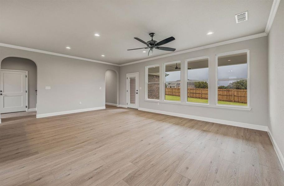 Spacious, unfurnished interior of a new home in , Glen Rose (Image 31). Spacious, unfurnished interior of a new home in , Glen Rose (Image 31).