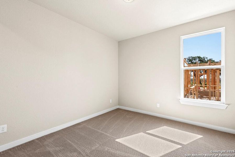 Spacious, unfurnished interior of a new home in The Crossvine, Schertz (Image 25).