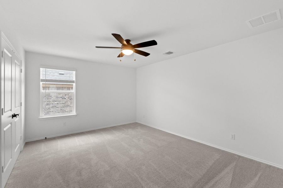 Spacious, unfurnished interior of a new home in Salerno - Heritage Collection, Round Rock (Image 11).