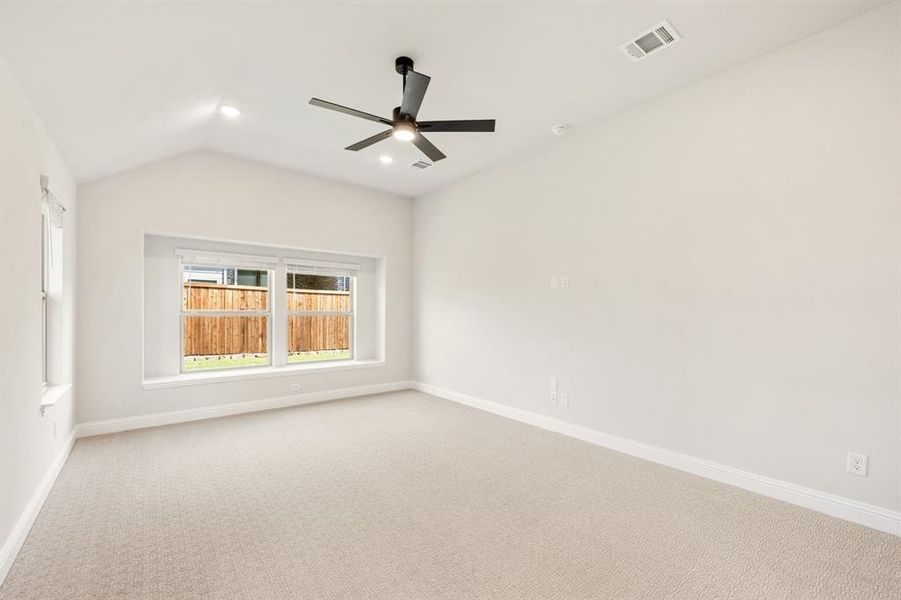 Spacious, unfurnished interior of a new home in Woodstone, Providence Village (Image 30).
