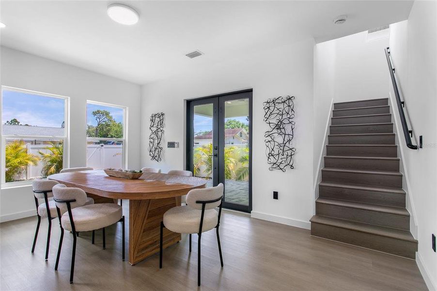 Furnished interior view inside a new home in , St. Petersburg (Image 9).