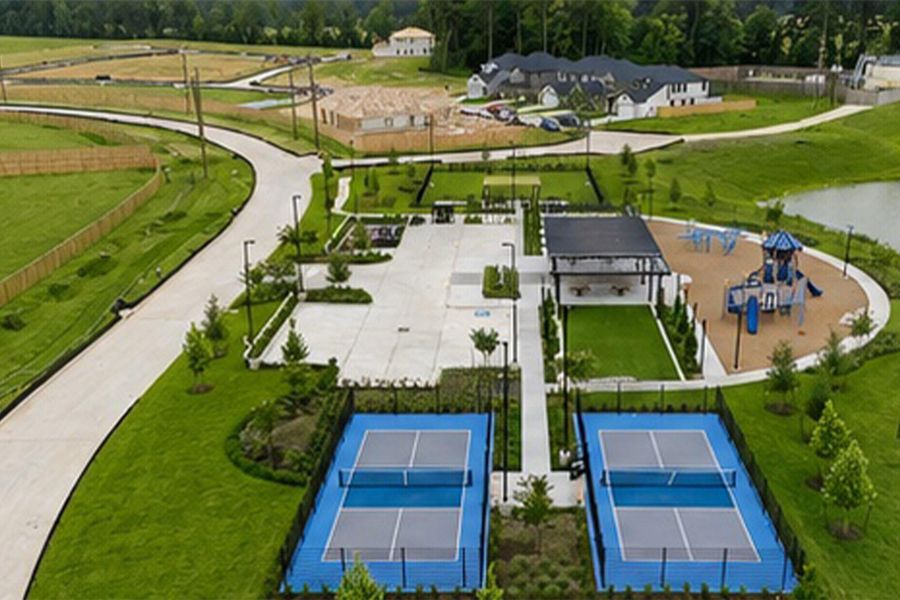 Community amenities in Cielo, Conroe (Image 19).