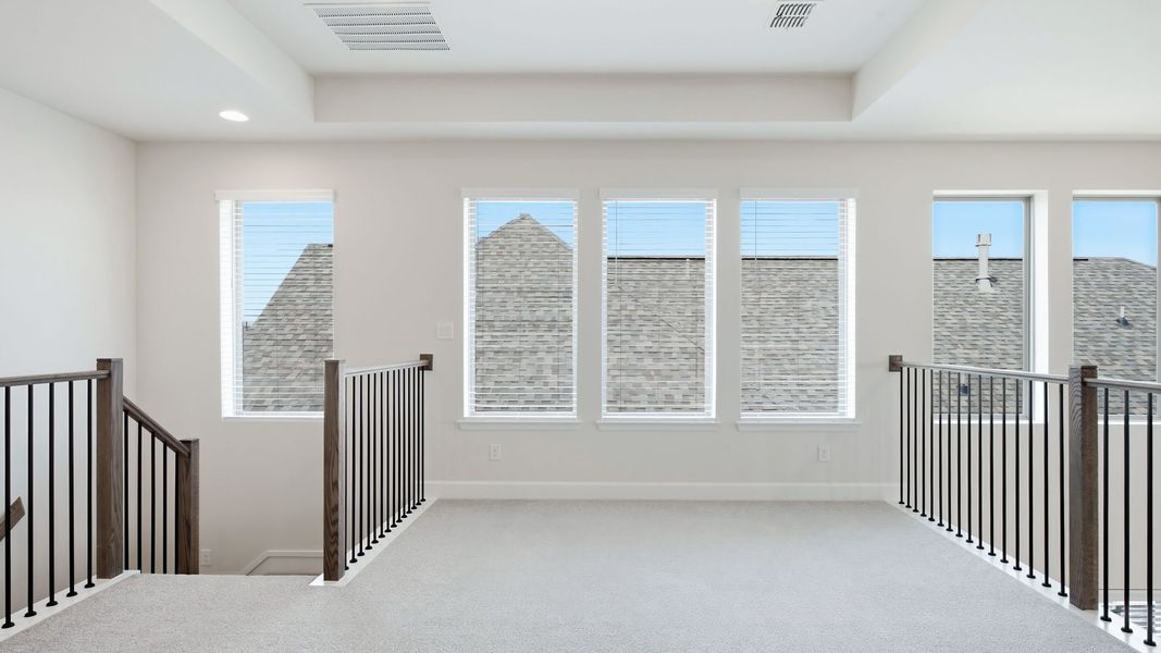 Spacious, unfurnished interior of a new home in Devonshire, Forney (Image 20).
