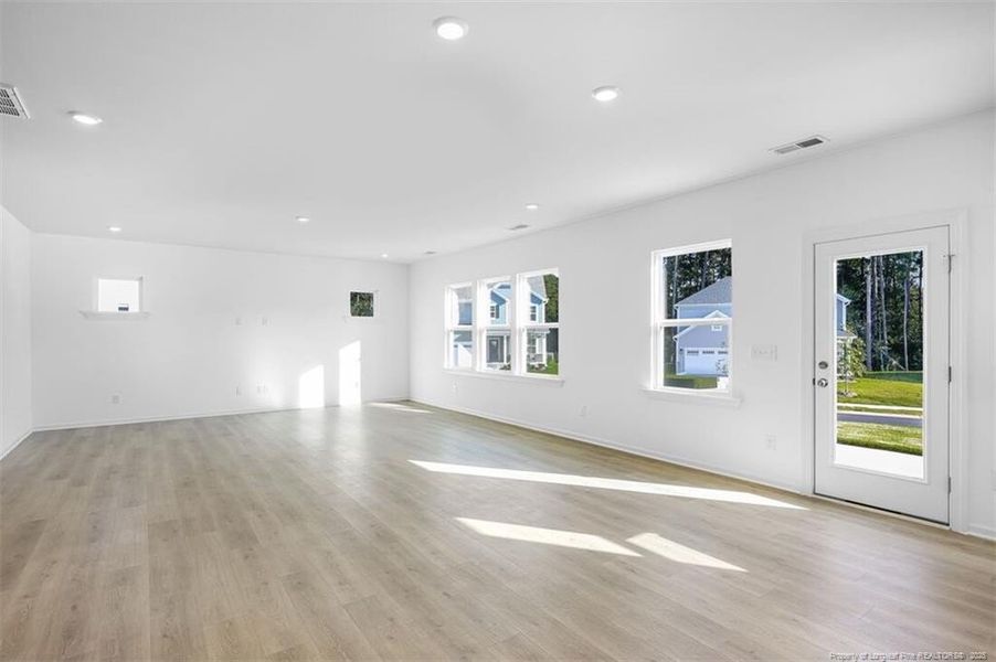 535 Claftin Street - Ready Now!