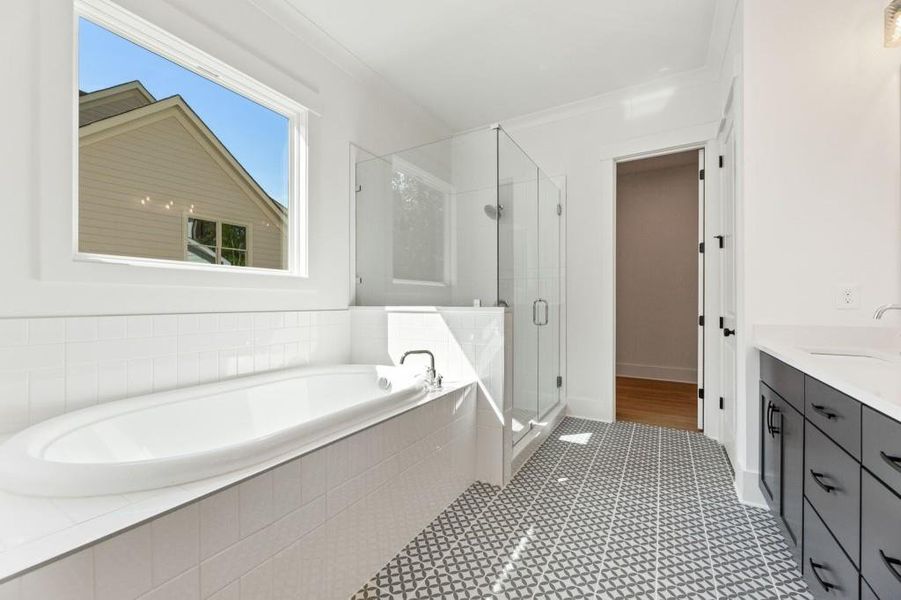 Furnished interior view inside a new home in White Post on Lake Lanier, Gainesville (Image 12).