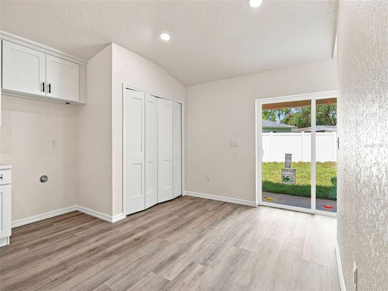Spacious, unfurnished interior of a new home in , Spring Hill (Image 22).