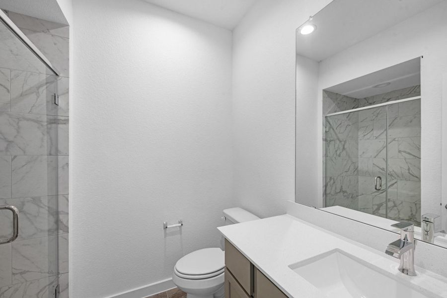 Furnished interior view inside a new home in Briarwood Crossing, Rosenberg (Image 7).