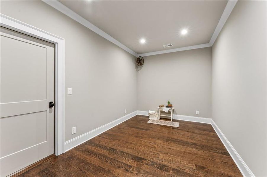 Spacious, unfurnished interior of a new home in , Marietta (Image 22).