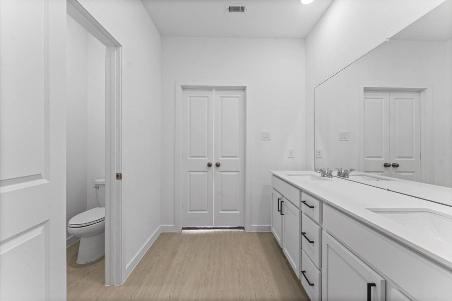 Furnished interior view inside a new home in The Grand Prairie, Hockley (Image 13).