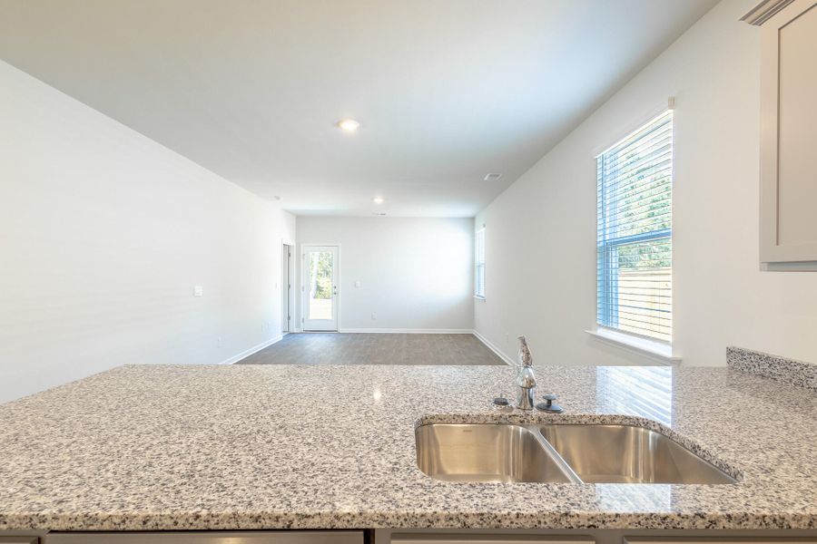 Spacious, unfurnished interior of a new home in Pine Hills at Cane Bay, Summerville (Image 16).