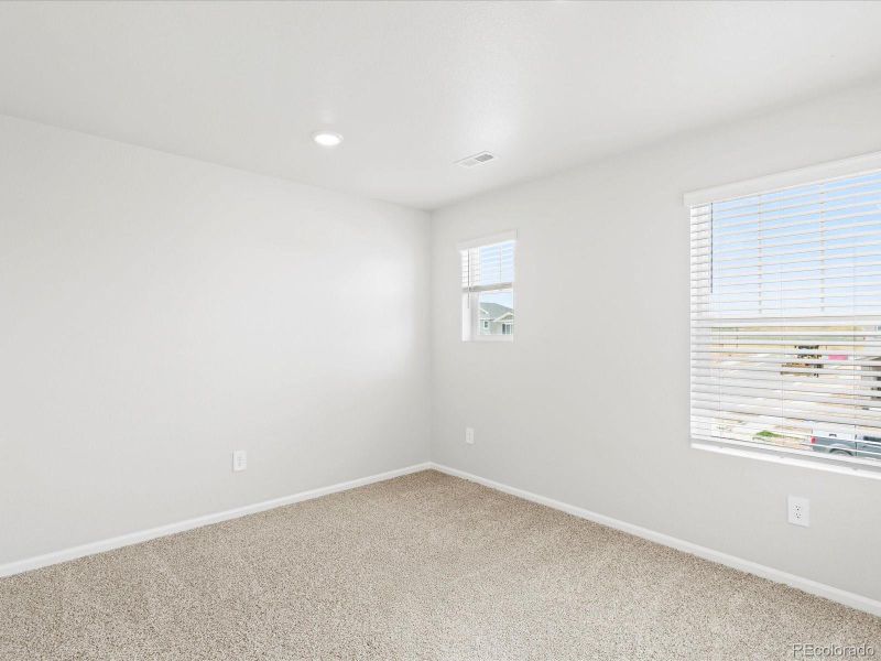 Spacious, unfurnished interior of a new home in Lake Bluff, Greeley (Image 38). Spacious, unfurnished interior of a new home in Lake Bluff, Greeley (Image 38).
