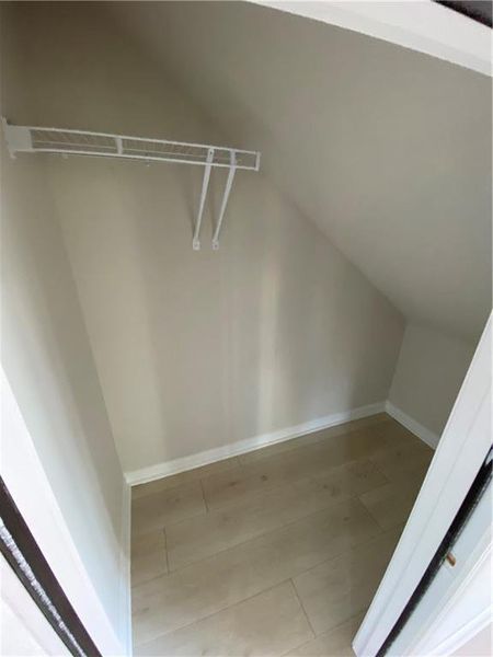 Spacious, unfurnished interior of a new home in , Crawford (Image 30).