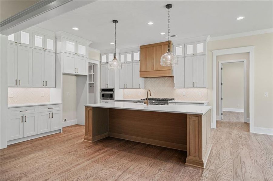 Furnished interior view inside a new home in , Gainesville (Image 18).