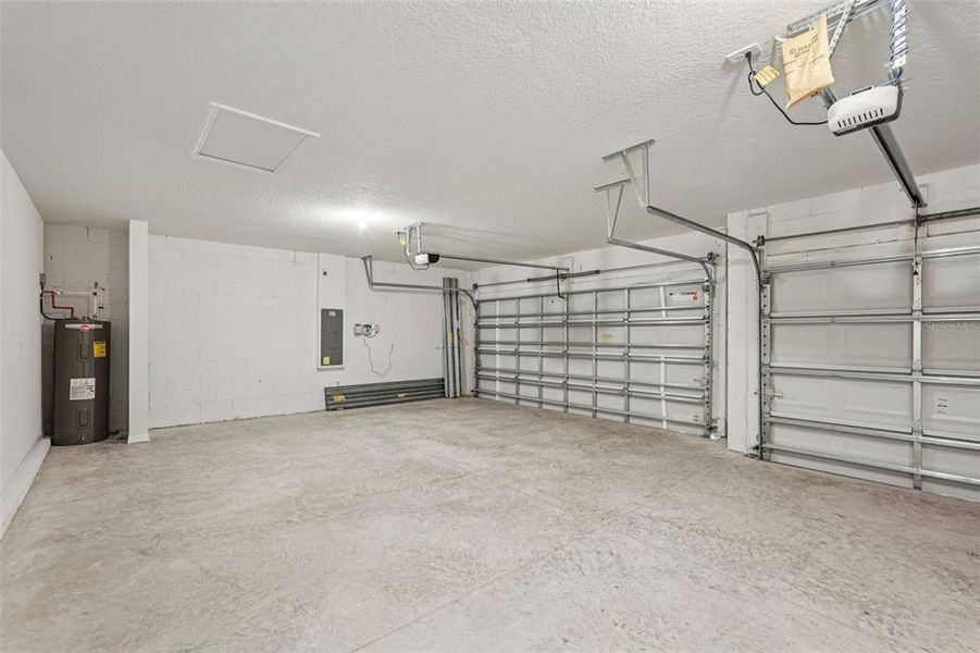 Spacious, unfurnished interior of a new home in Oakfield Trails - Signature Series, Parrish (Image 33).