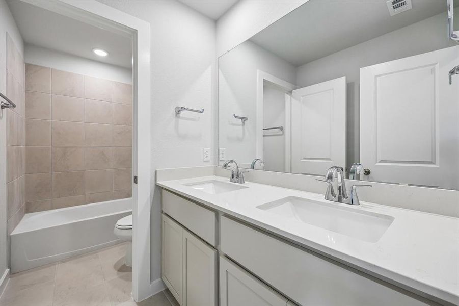Furnished interior view inside a new home in Overland Grove, Forney (Image 8).