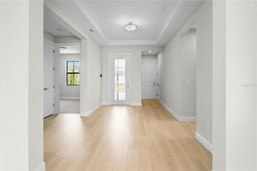 Spacious, unfurnished interior of a new home in Woodland Preserve, Parrish (Image 32).