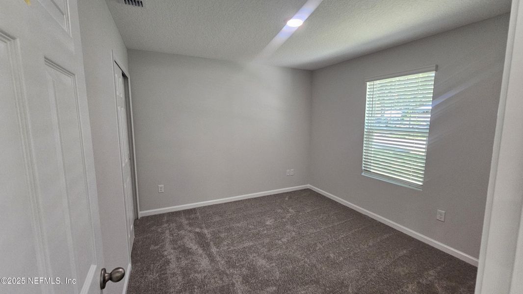 Spacious, unfurnished interior of a new home in , Jacksonville (Image 48).
