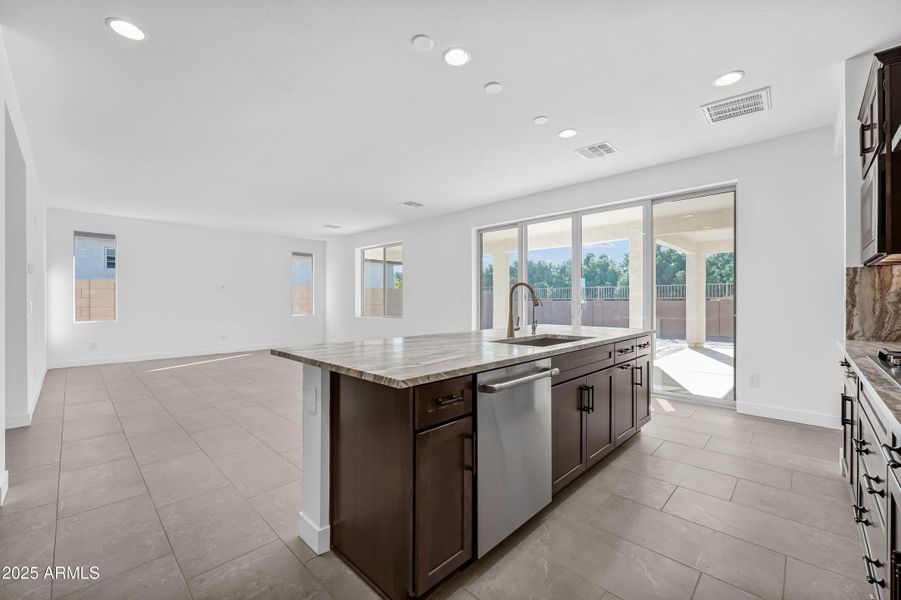 1315 W VIA LAS BRISAS - Ready Now!