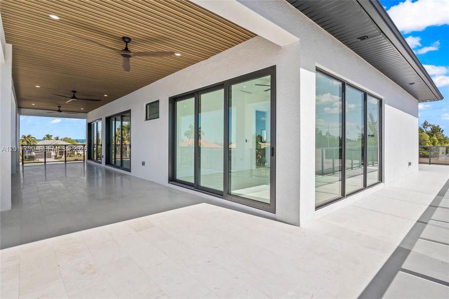 Exterior details and patio area of a home in , Cape Coral (Image 3).