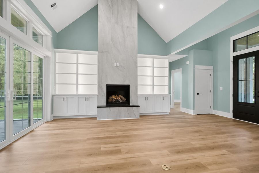 Spacious, unfurnished interior of a new home in , Hollywood (Image 51). Spacious, unfurnished interior of a new home in , Hollywood (Image 51).