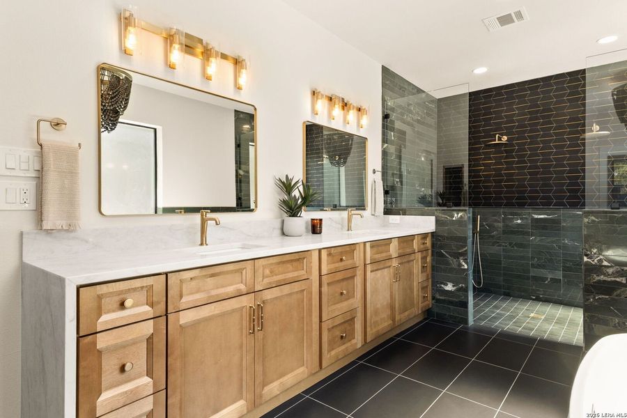 Furnished interior view inside a new home in , New Braunfels (Image 36).