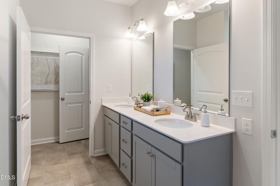 Owner's Bath Owner's Bath