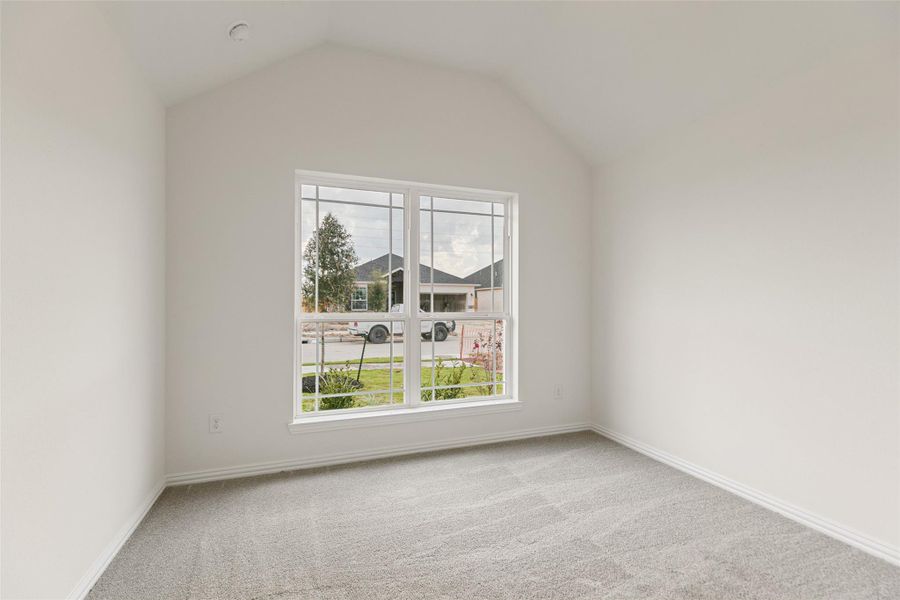 Spacious, unfurnished interior of a new home in Creekhaven, Iowa Colony (Image 23). Spacious, unfurnished interior of a new home in Creekhaven, Iowa Colony (Image 23).