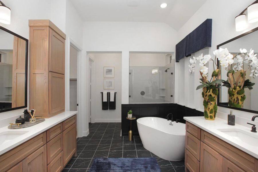 The Brendan Primary Bath