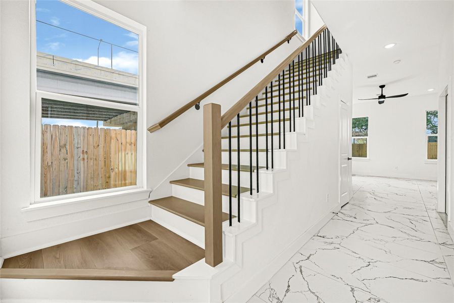 Spacious, unfurnished interior of a new home in , Houston (Image 23).