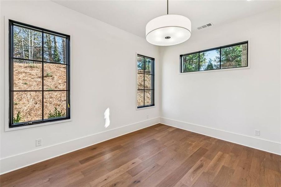 Spacious, unfurnished interior of a new home in , Atlanta (Image 22).