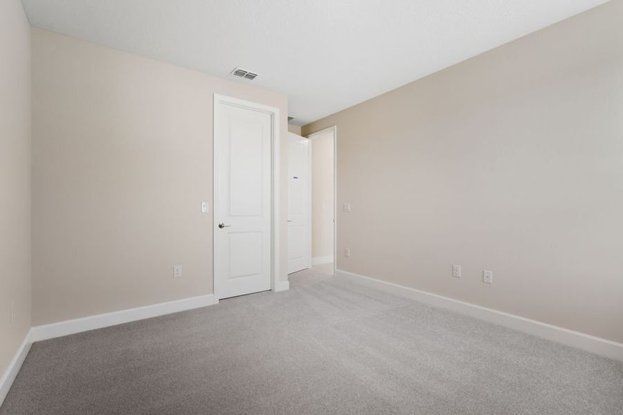 Spacious, unfurnished interior of a new home in Headwaters at Lofton Creek, Yulee (Image 22). Spacious, unfurnished interior of a new home in Headwaters at Lofton Creek, Yulee (Image 22).
