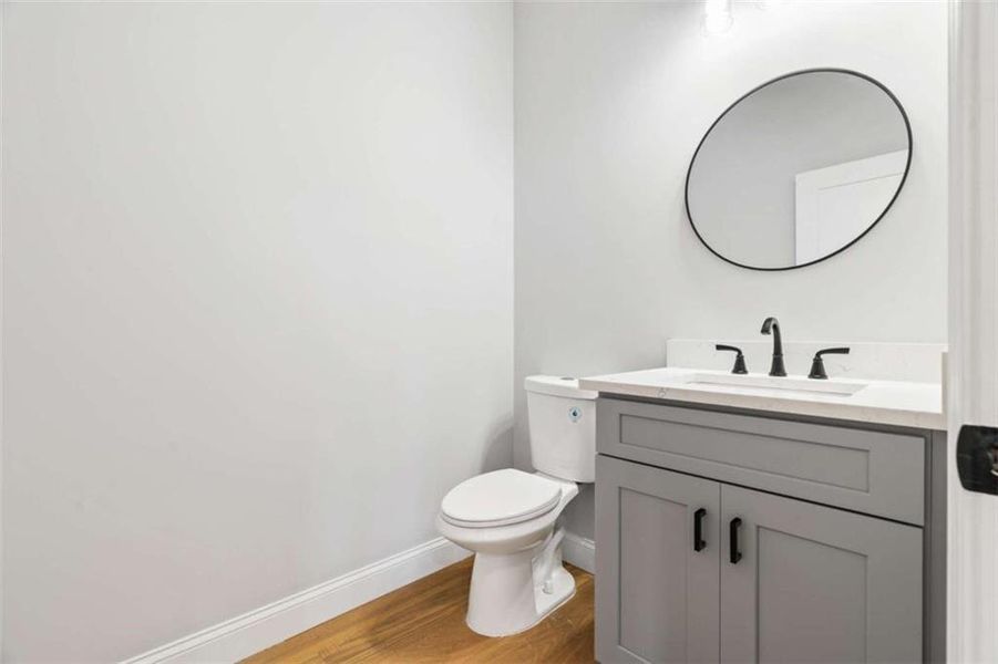 Furnished interior view inside a new home in , Gainesville (Image 6).