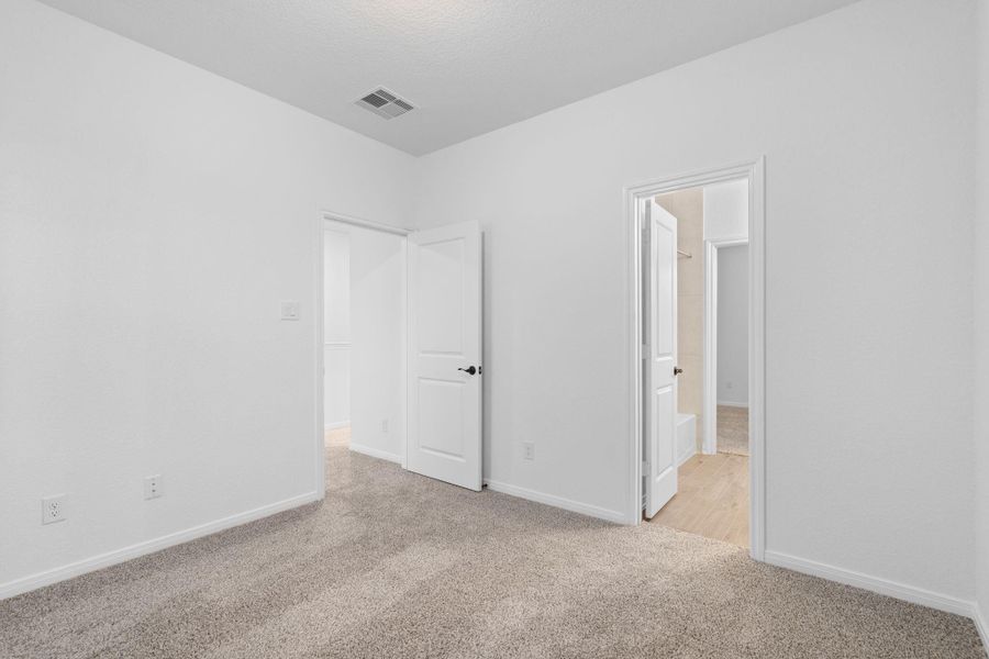 Spacious, unfurnished interior of a new home in Woodforest, Montgomery (Image 25). Spacious, unfurnished interior of a new home in Woodforest, Montgomery (Image 25).
