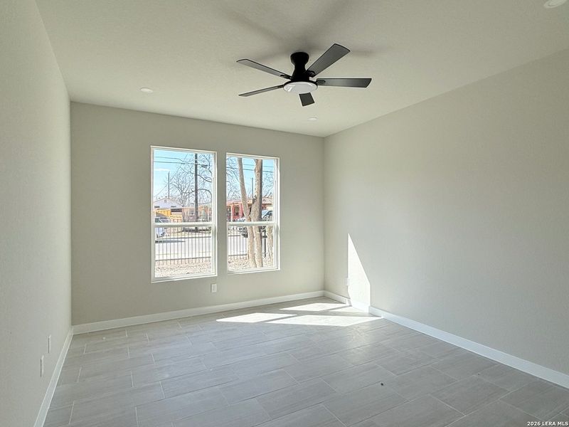 Spacious, unfurnished interior of a new home in , San Antonio (Image 12).