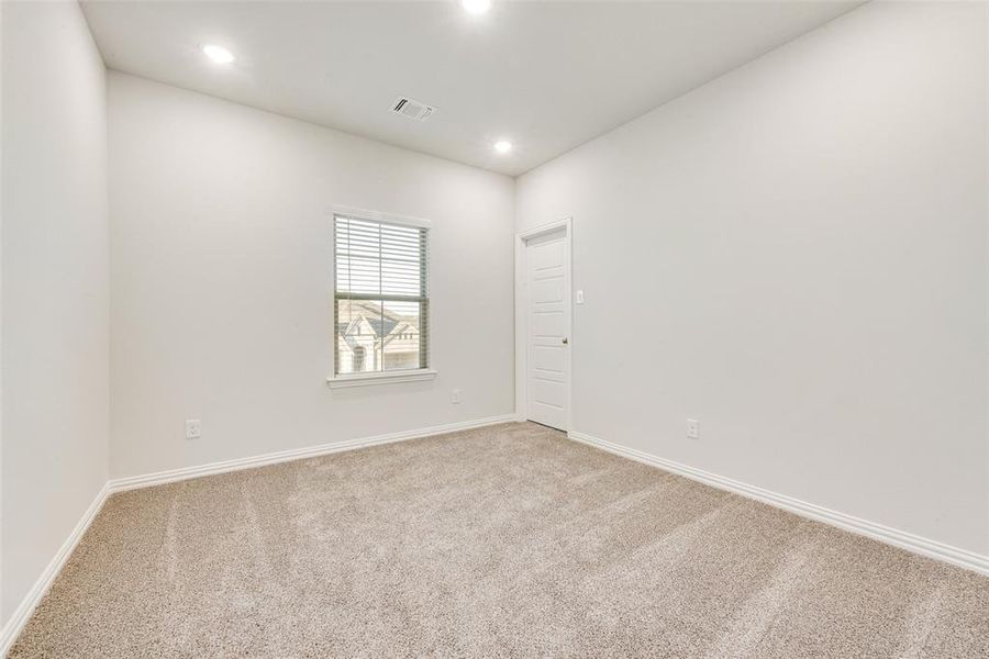 Spacious, unfurnished interior of a new home in Sutton Fields, Celina (Image 26).