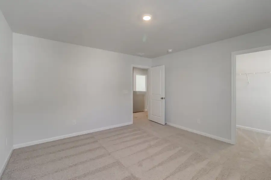 Spacious, unfurnished interior of a new home in Killians Crossing, Blythewood (Image 32). Spacious, unfurnished interior of a new home in Killians Crossing, Blythewood (Image 32).