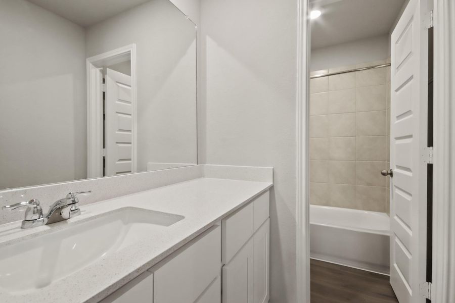 Furnished interior view inside a new home in Ridgeland Hills, Willis (Image 5).