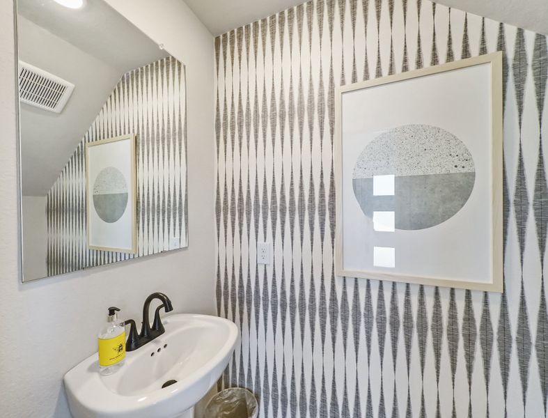 Furnished interior view inside a new home in Sienna, Missouri City (Image 19).