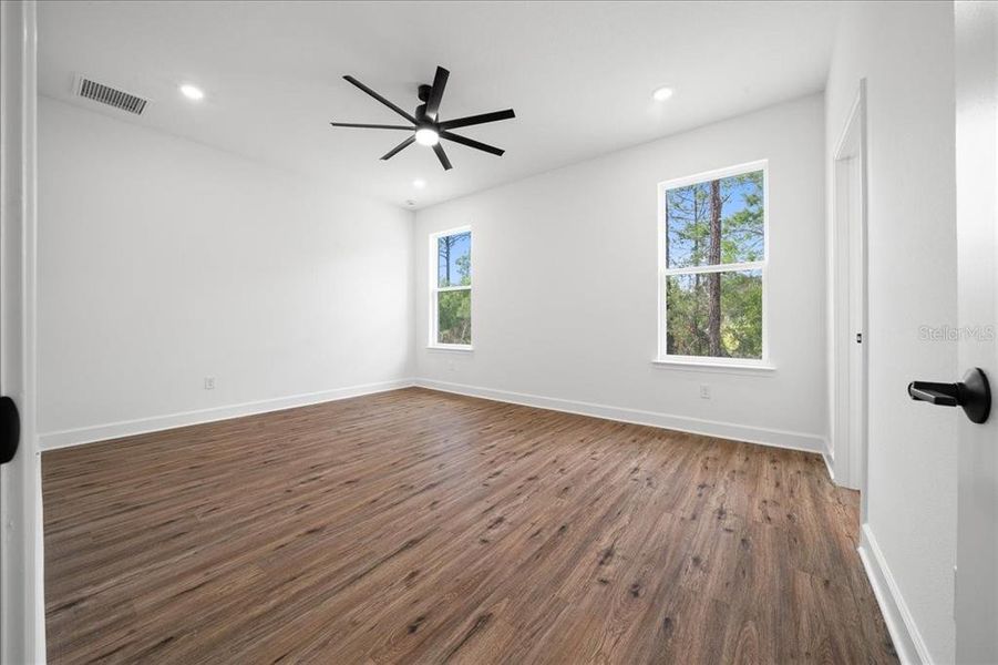 Spacious, unfurnished interior of a new home in , Weeki Wachee (Image 45). Spacious, unfurnished interior of a new home in , Weeki Wachee (Image 45).