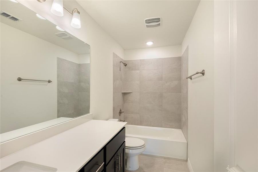 Spec Elevon 256 Bright Alcove-026 Spec Elevon 256 Bright Alcove-026