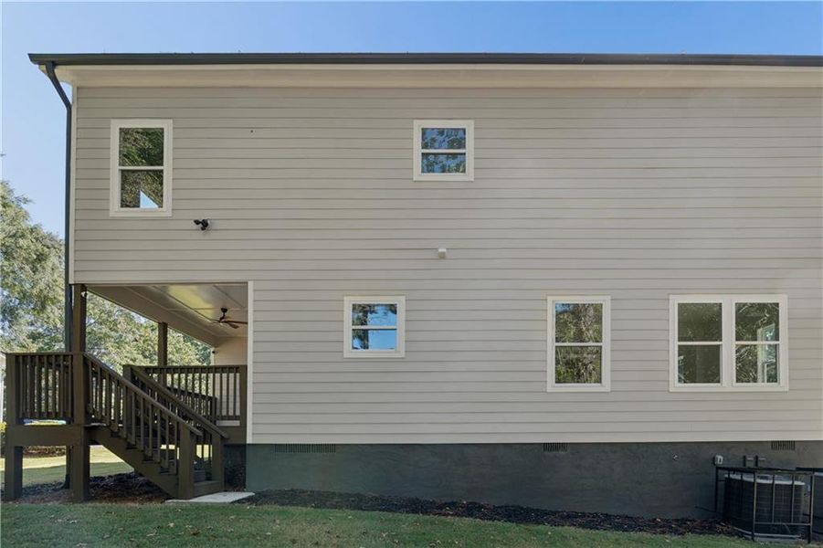 Exterior details and patio area of a home in , Decatur (Image 3).